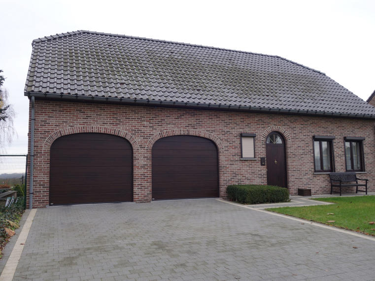 Hörmann - Klassieke garagepoort M-profilering Houtlook, uit staal
