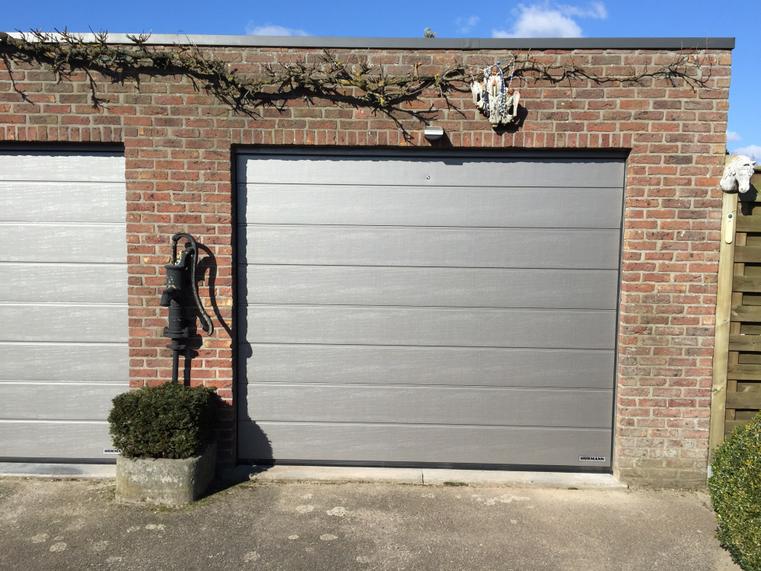 Hörmann - Klassieke garagepoort M-profilering Grijs, uit staal