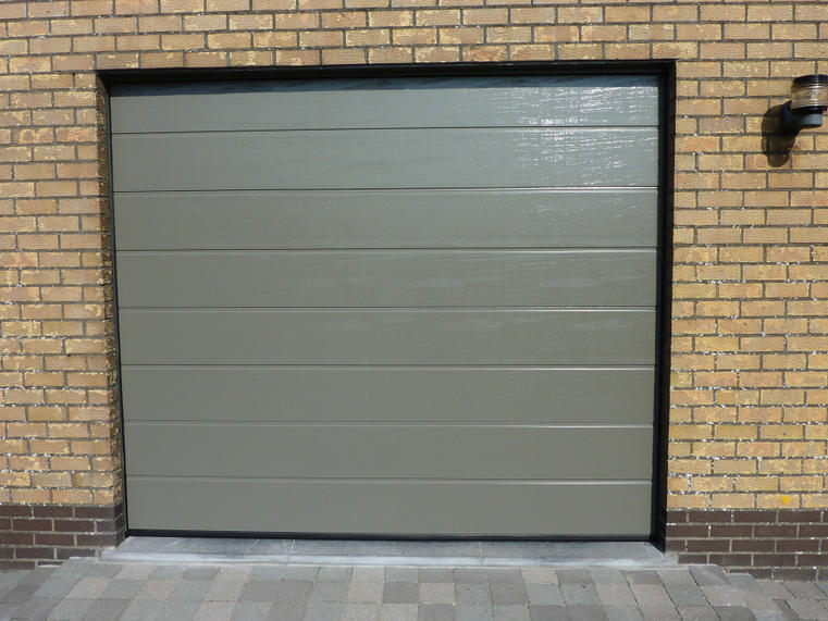 Hörmann - Klassieke garagepoort M-profilering Grijs, uit staal