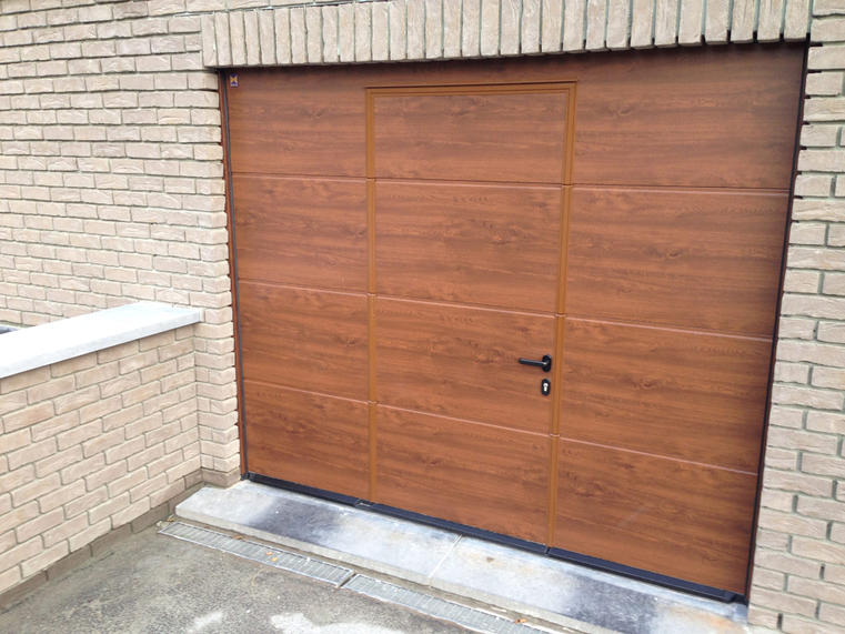 Hörmann - Klassieke garagepoort L-profilering Houtlook, uit staal